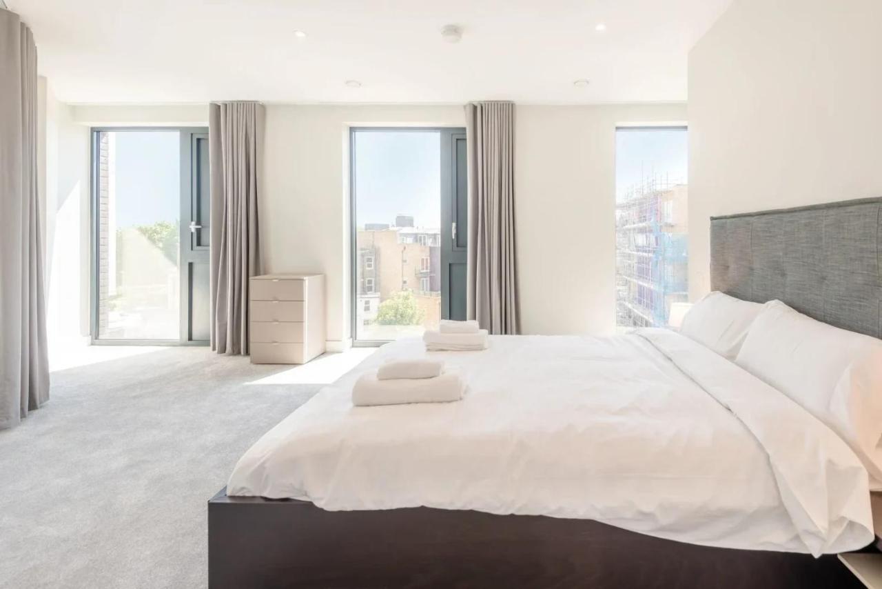 Modern Apartments In Brentford 2 Minutes Walk From Kew Bridge Zewnętrze zdjęcie
