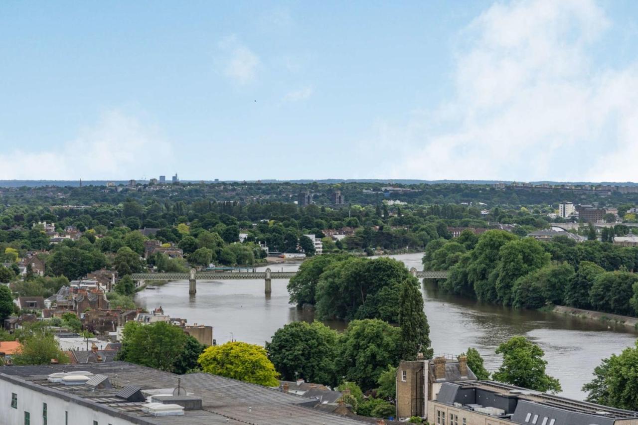 Modern Apartments In Brentford 2 Minutes Walk From Kew Bridge Zewnętrze zdjęcie